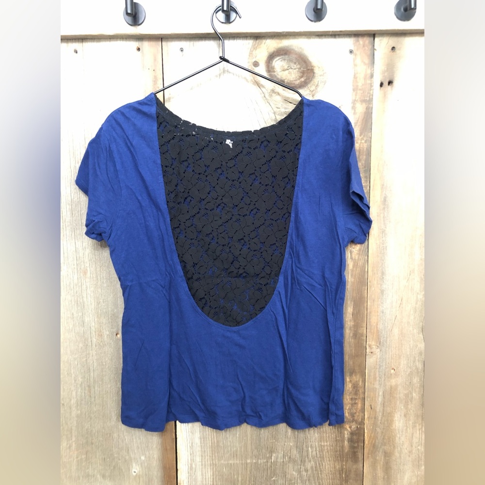 2013 Victoria’s Secret Lace Back Top in Blue Size Small Women’s
